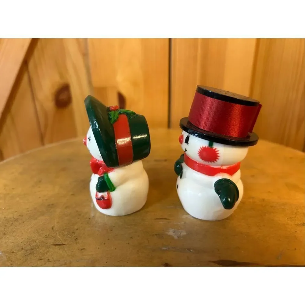 Vintage Hallmark Mr. Mrs. Snowman Salt And Pepper Shakers Happy & Merry (8797)